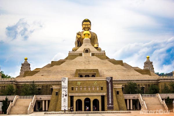 Chùa Phật Quang Sơn Tự (Thành phố Cao Hùng) nổi tiếng ở Đài Loan