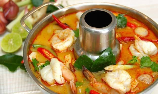 Mê mẩn với món tom yum. Ảnh: Printerest