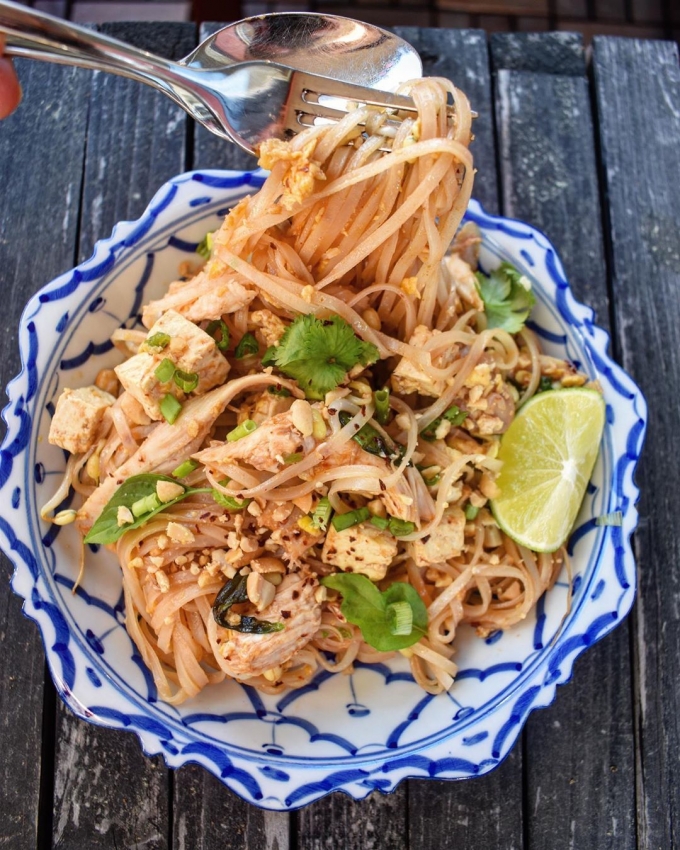 Pad Thái - món ngon khó cưỡng. Ảnh: @foodetc