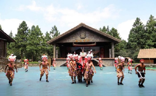 Tham quan làng văn hóa Formosa, Đài Loan